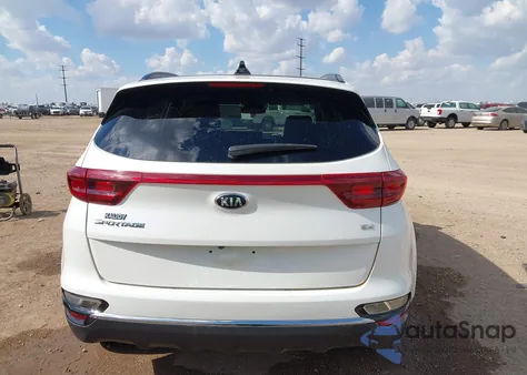 2022 Kia Sportage Ex z USA, uszkodzony, nr VIN KNDPN3AC3N7996404